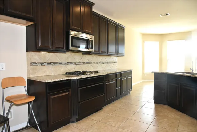 $2,875 | 13806 Wixford Trail, Richmond, TX 77407