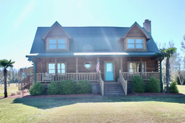 $450,000 | 3728 West Turbeville Highway, Lake City, SC 29560
