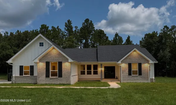 $606,000 | 18350 North Fairway Vw Drive, Biloxi, MS 39532