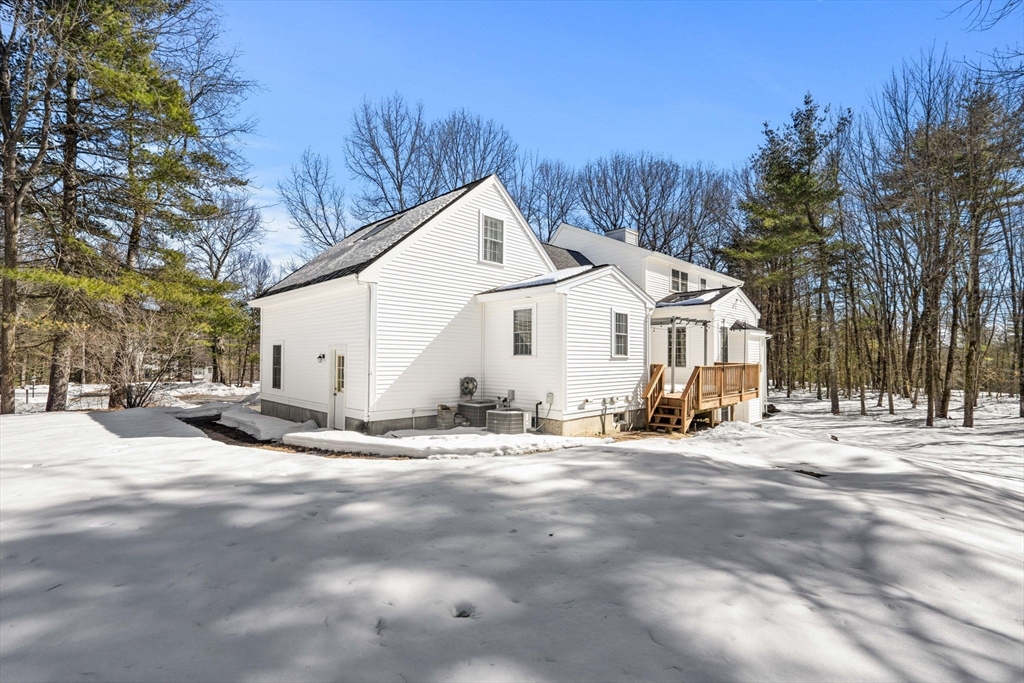 125 Adams Street Dunstable, MA 01827 - Photo 35 of 39 Gallery Image 35