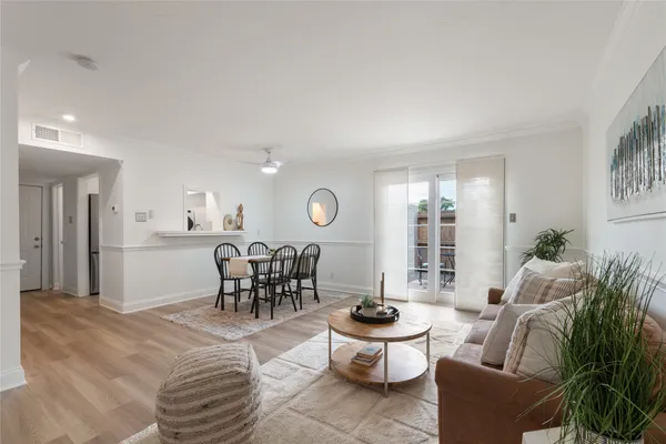 $1,850 | 2122 Hancock Drive, Unit 103, Austin, TX 78756