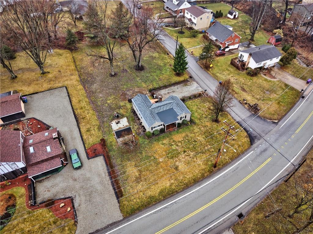 2061 Hulton Road Verona, PA 15147 - Photo 39 of 45