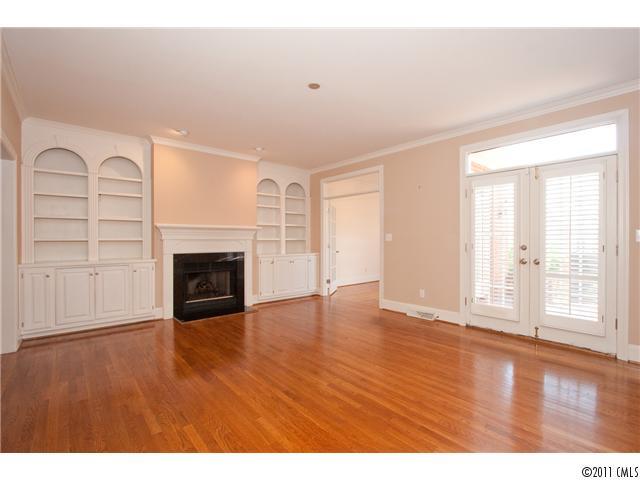 4635 Curraghmore Road, Unit 4635 Charlotte, NC 28210 - Photo 3 of 13 Gallery Image 3
