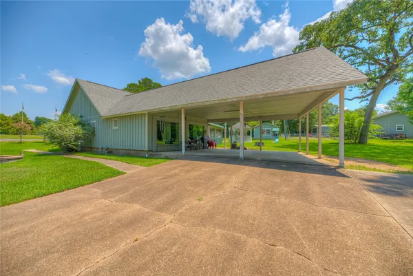 $349,999 | 111 Sequoia Drive, Livingston, TX 77351