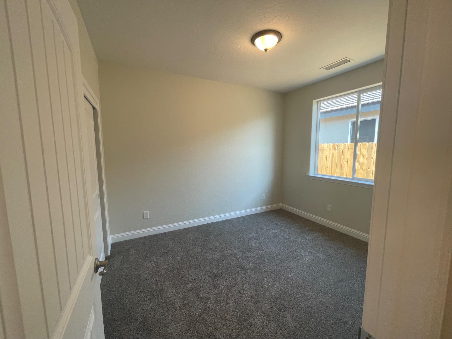 16151 West Monterey Avenue Kerman, CA 93630 - Photo 13 of 19