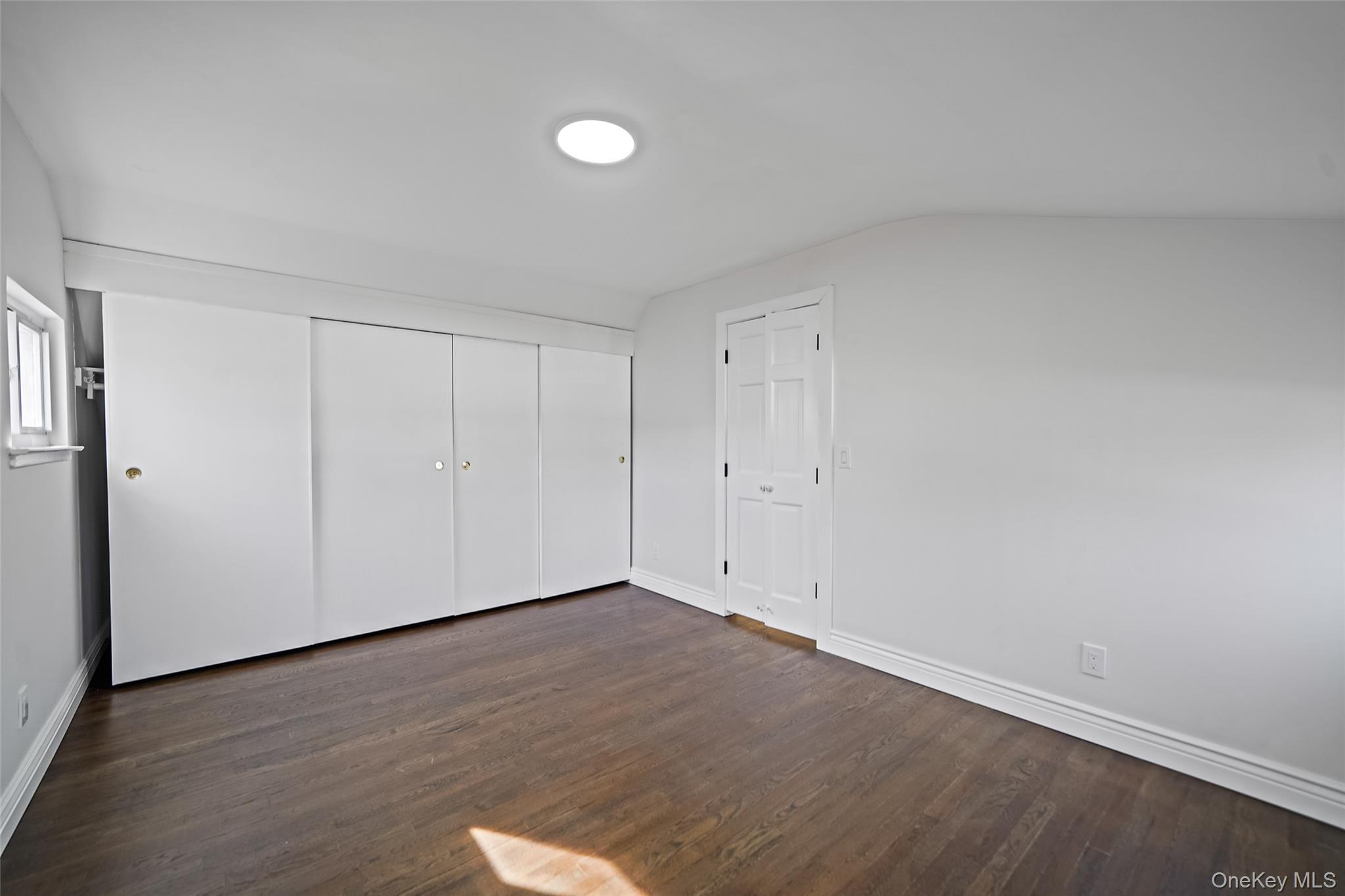 8 Elwood Road Centereach, NY 11720 - Photo 11 of 26