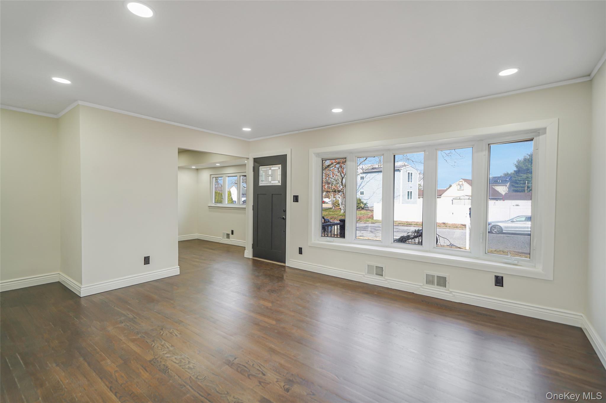 8 Elwood Road Centereach, NY 11720 - Photo 2 of 26