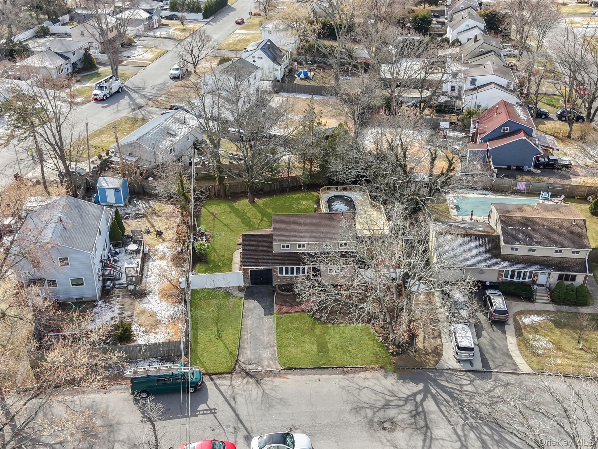 8 Elwood Road Centereach, NY 11720 - Photo 25 of 26