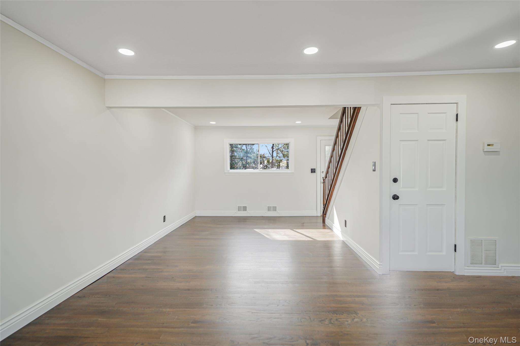 8 Elwood Road Centereach, NY 11720 - Photo 7 of 26