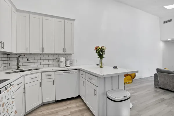 $3,700 | 9903 Boca Gardens Trail, Unit A, Boca Raton, FL 33496