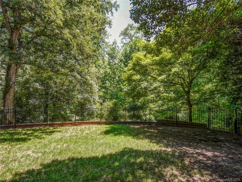 2217 Sharon Road Charlotte, NC 28207 - Photo 23 of 24 Gallery Image 23