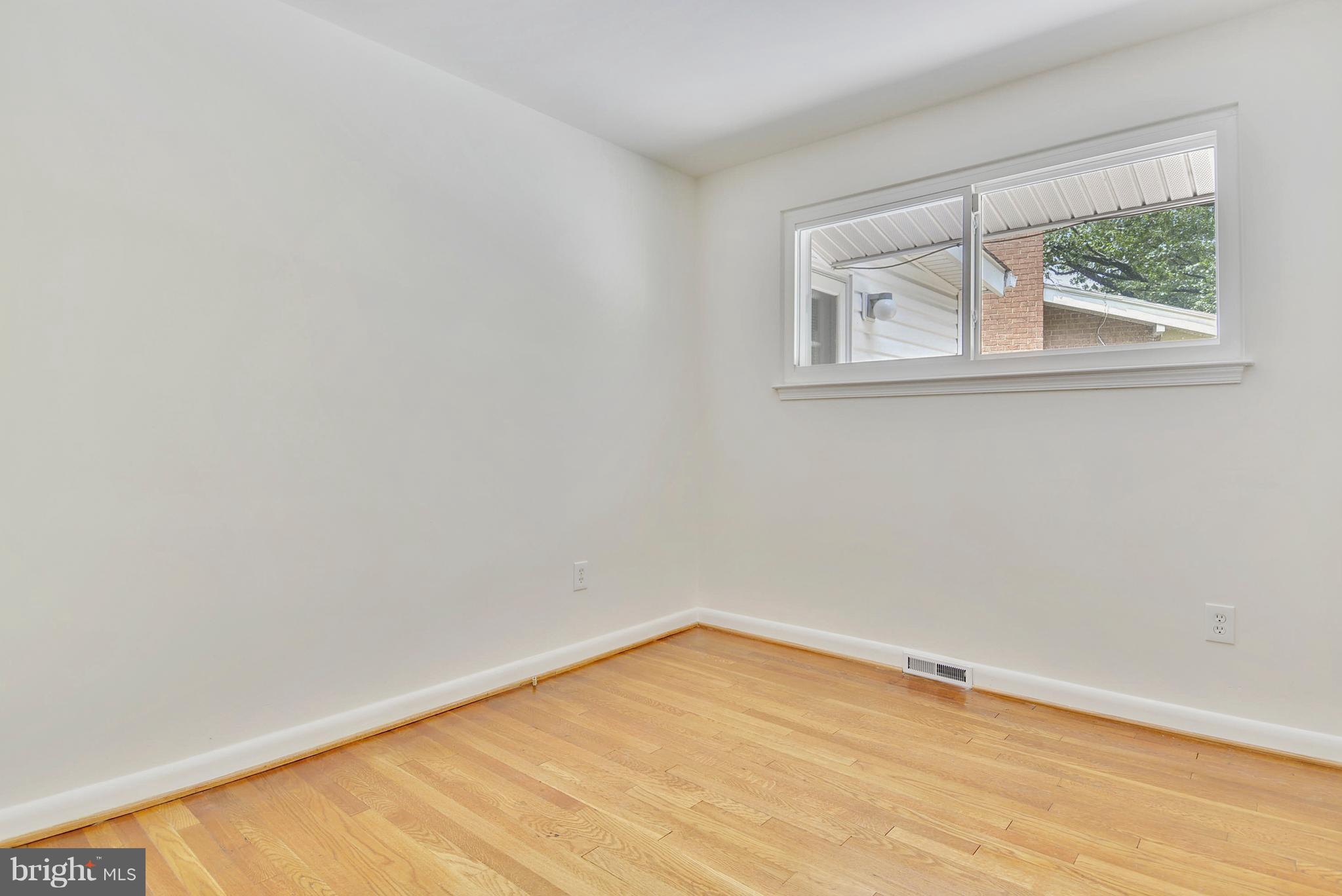 11243 Bybee Street Silver Spring, MD 20902 - Photo 13 of 30 2nd Bedroom - Main Level