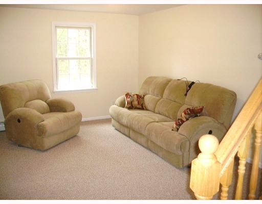 319 Hog House Hill Road Exeter, RI 02822 - Photo 7 of 12 Living Room.