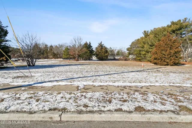 $155,000 | 645 Highway 9, Little Egg Harbor, NJ 08087