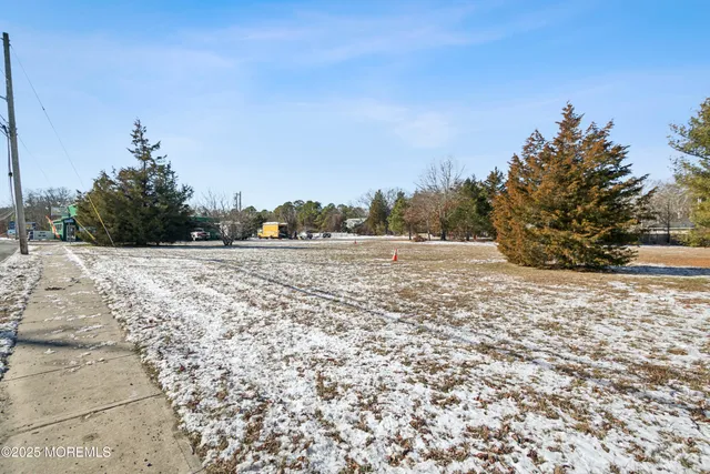 $155,000 | 645 Highway 9, Little Egg Harbor, NJ 08087