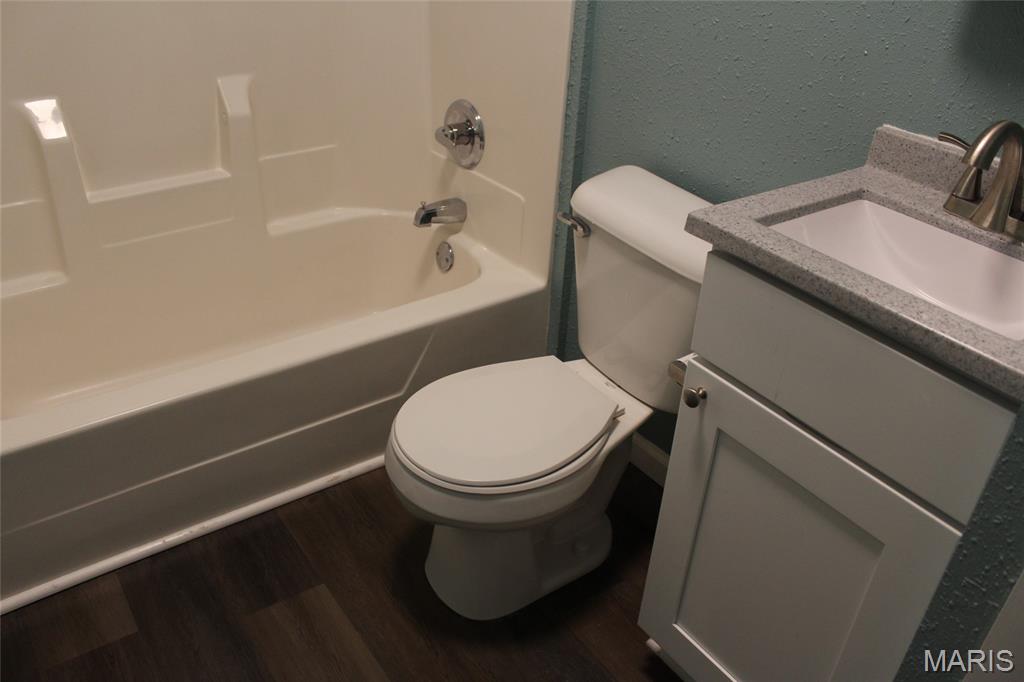 1407 Doerr Avenue Alton, IL 62002 - Photo 10 of 28