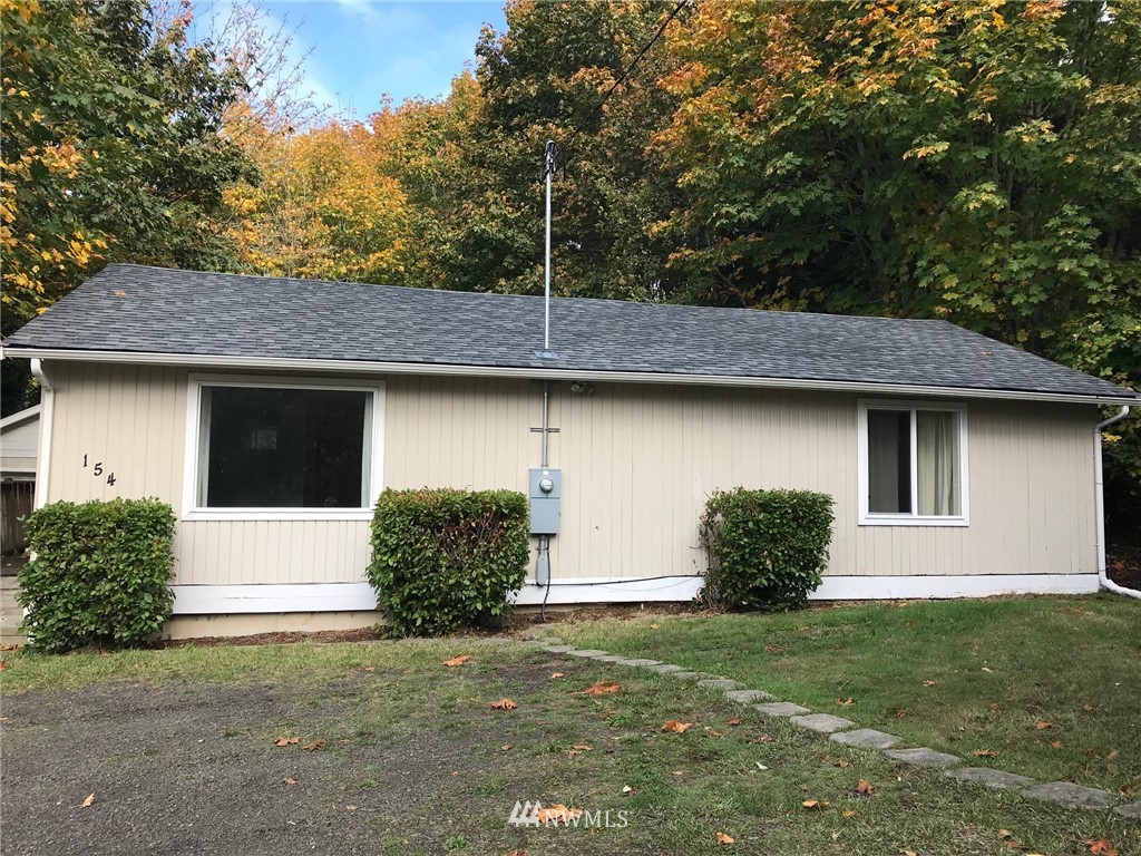 154 Northeast Riddell Road Bremerton, WA 98311 - Photo 3 of 20