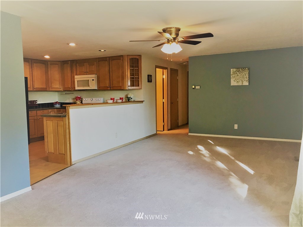 154 Northeast Riddell Road Bremerton, WA 98311 - Photo 6 of 20