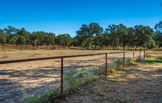 $3,300,000 | 664 Perkins Road, Arbuckle, CA 95912