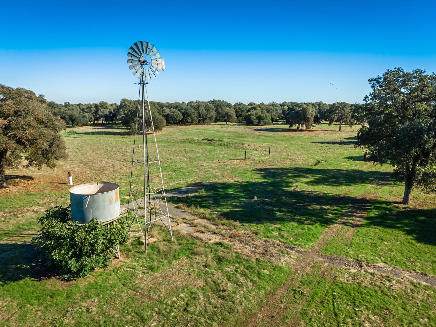 664 Perkins Road Arbuckle, CA 95912 - Photo 79 of 91 a view of a lake with a big yard
