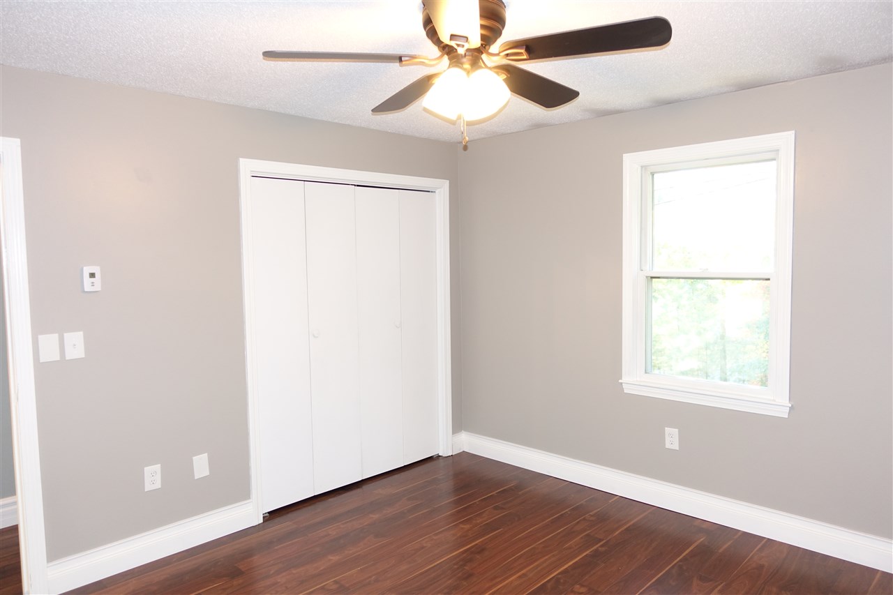 51 Auburn Road Londonderry, NH 03053 - Photo 22 of 24