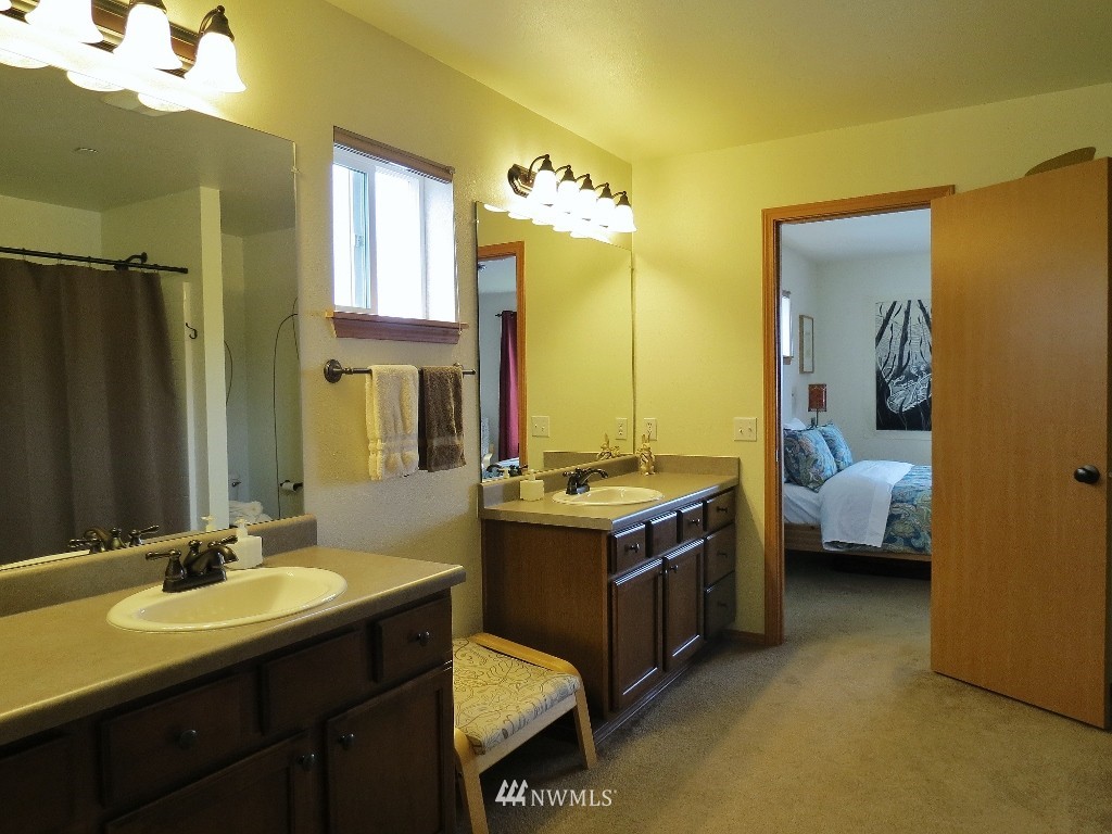 1387 Foreman Road DuPont, WA 98327 - Photo 13 of 25