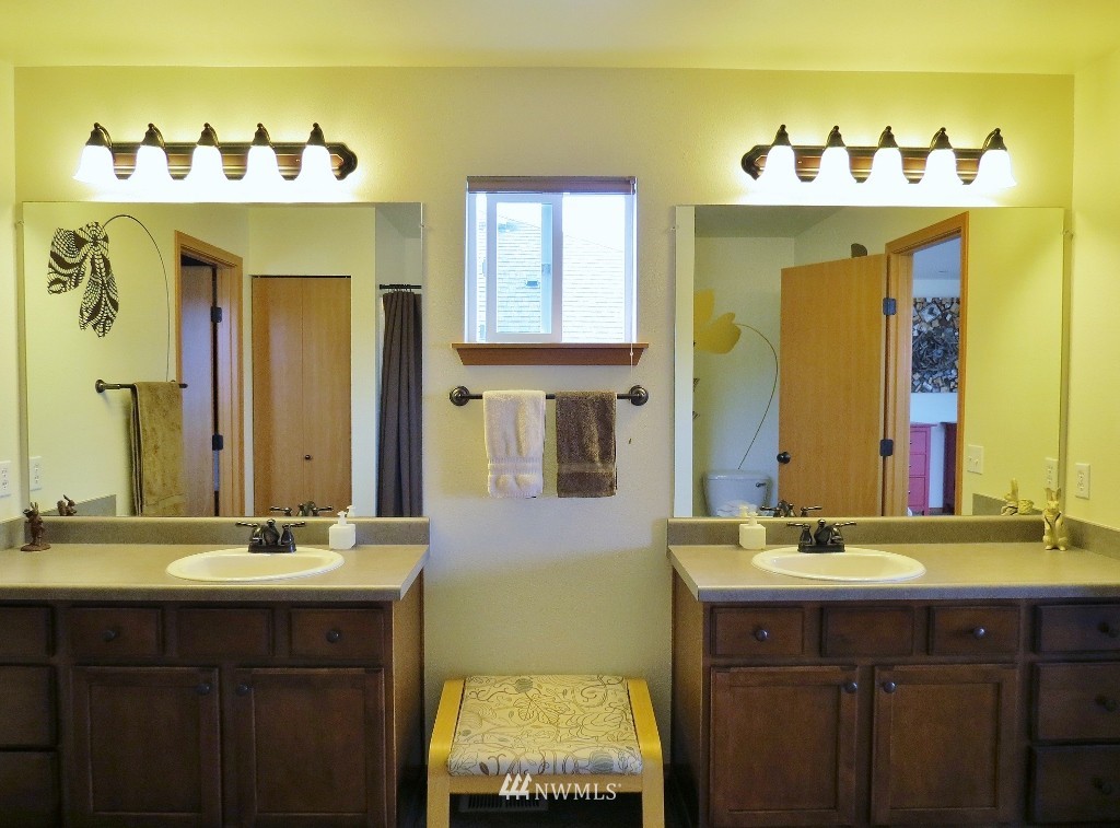 1387 Foreman Road DuPont, WA 98327 - Photo 14 of 25