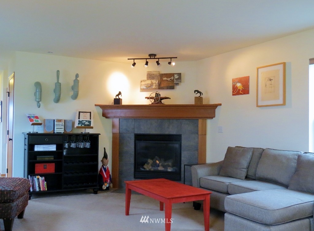 1387 Foreman Road DuPont, WA 98327 - Photo 3 of 25