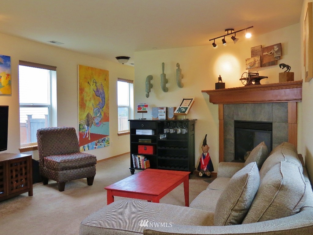 1387 Foreman Road DuPont, WA 98327 - Photo 4 of 25