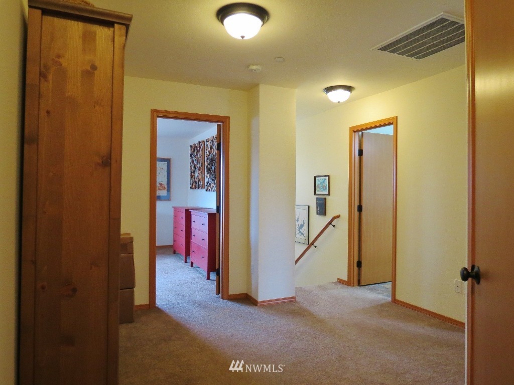 1387 Foreman Road DuPont, WA 98327 - Photo 9 of 25
