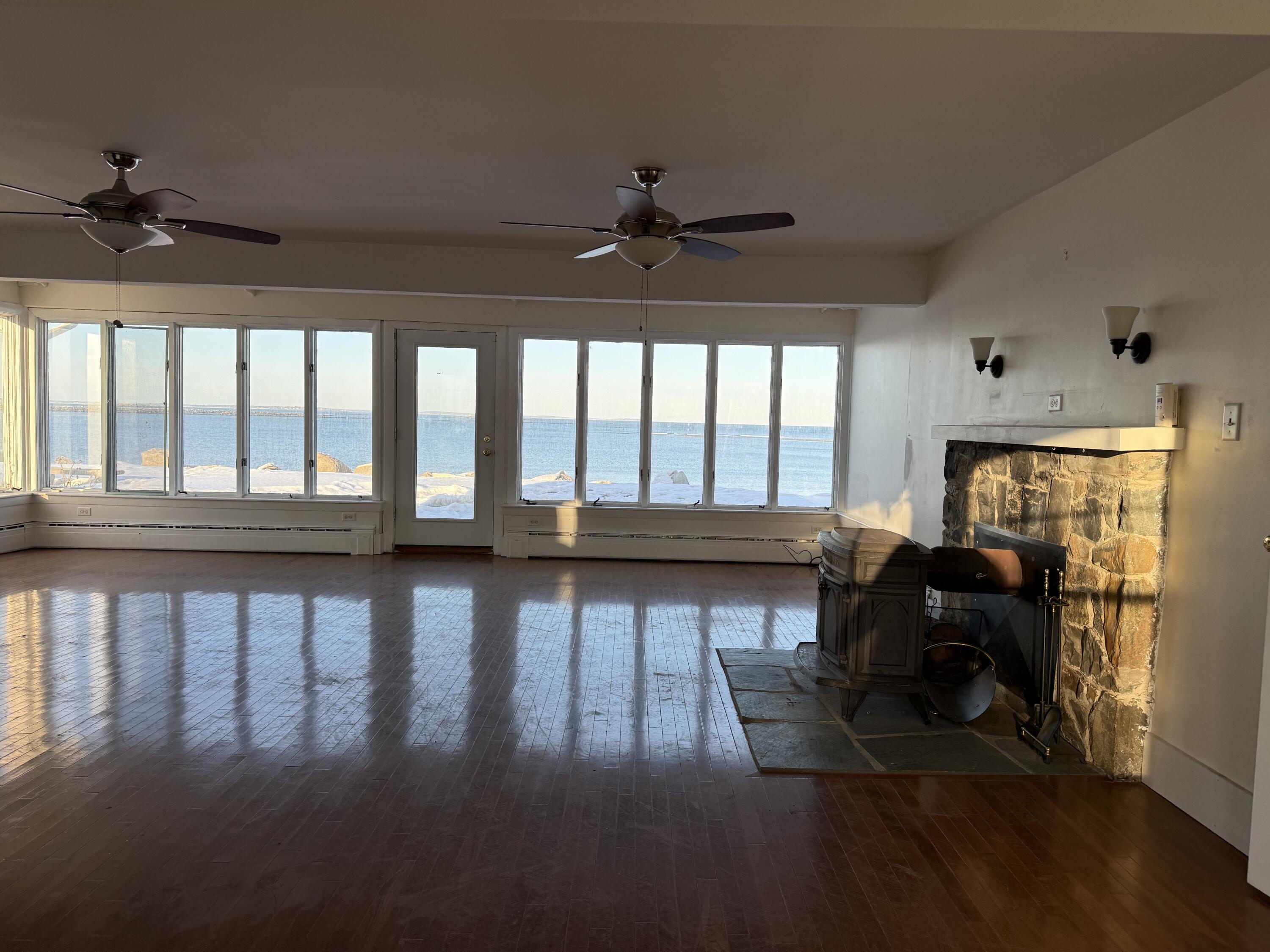 125 Hills Beach Road Biddeford, ME 04005 - Photo 20 of 51 Photo Feb 19 2026, 4 23 02 PM