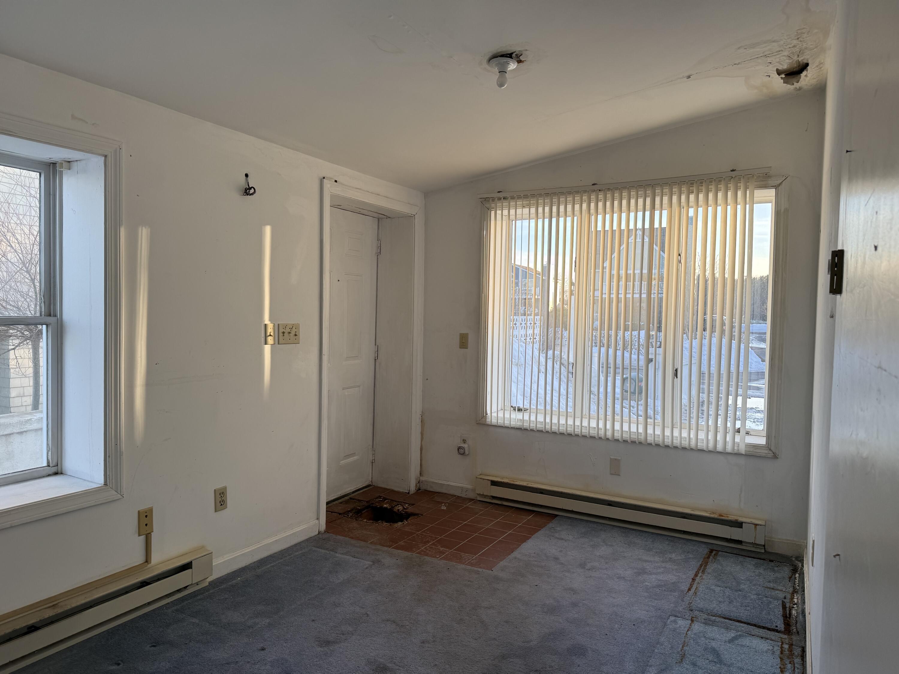 125 Hills Beach Road Biddeford, ME 04005 - Photo 47 of 51 Photo Feb 19 2026, 4 30 14 PM