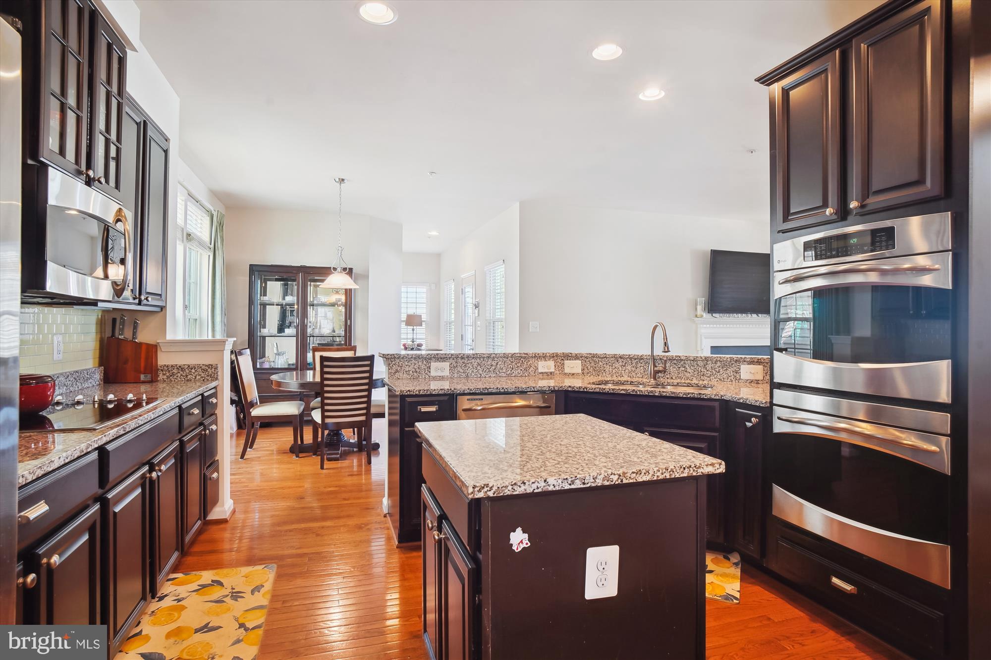 11903 Deer Spring Way Clarksburg, MD 20871 - Photo 18 of 88 Kitchen