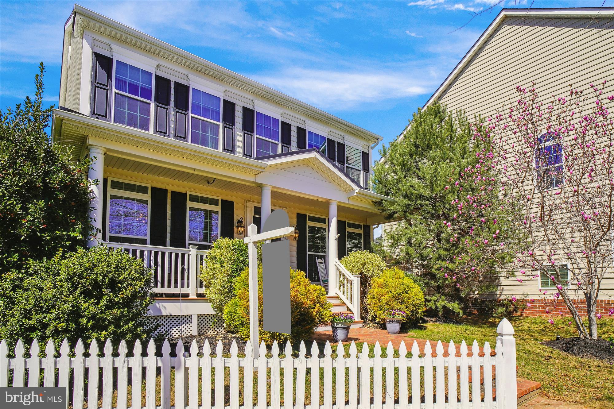 11903 Deer Spring Way Clarksburg, MD 20871 - Photo 3 of 88 a front view of a house with a garden