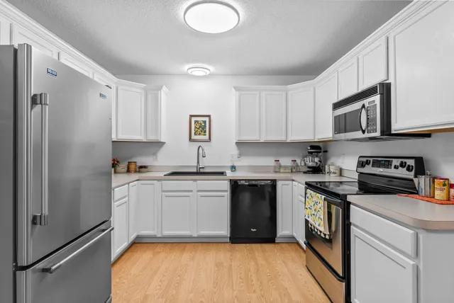 $269,999 | 814 Ivy Ridge Lane, Buffalo, MN 55313