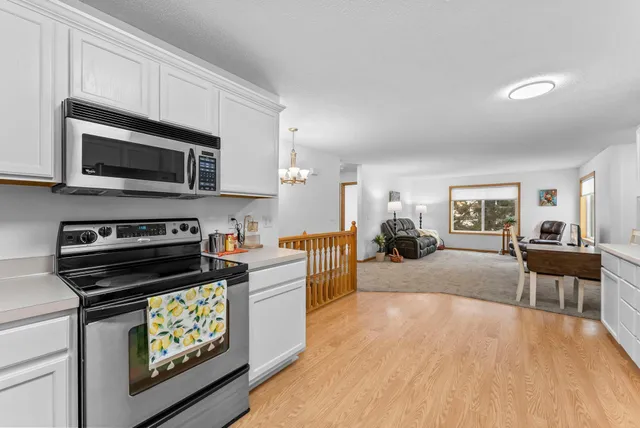 $269,999 | 814 Ivy Ridge Lane, Buffalo, MN 55313