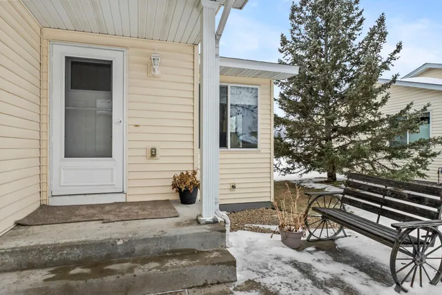 $269,999 | 814 Ivy Ridge Lane, Buffalo, MN 55313