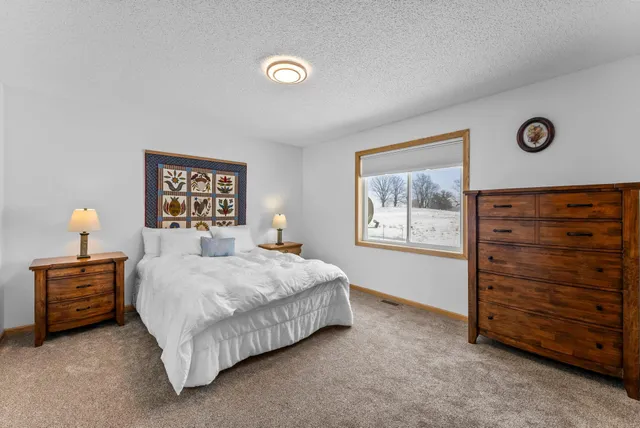 $269,999 | 814 Ivy Ridge Lane, Buffalo, MN 55313