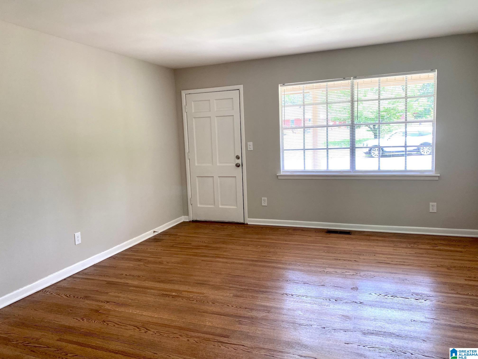 125 8th Place Pleasant Grove, AL 35127 - Photo 3 of 26