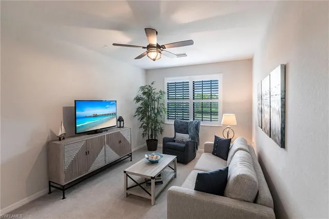 $649,900 | 2351 Montserrat Lane, Unit 202, Naples, FL 34120