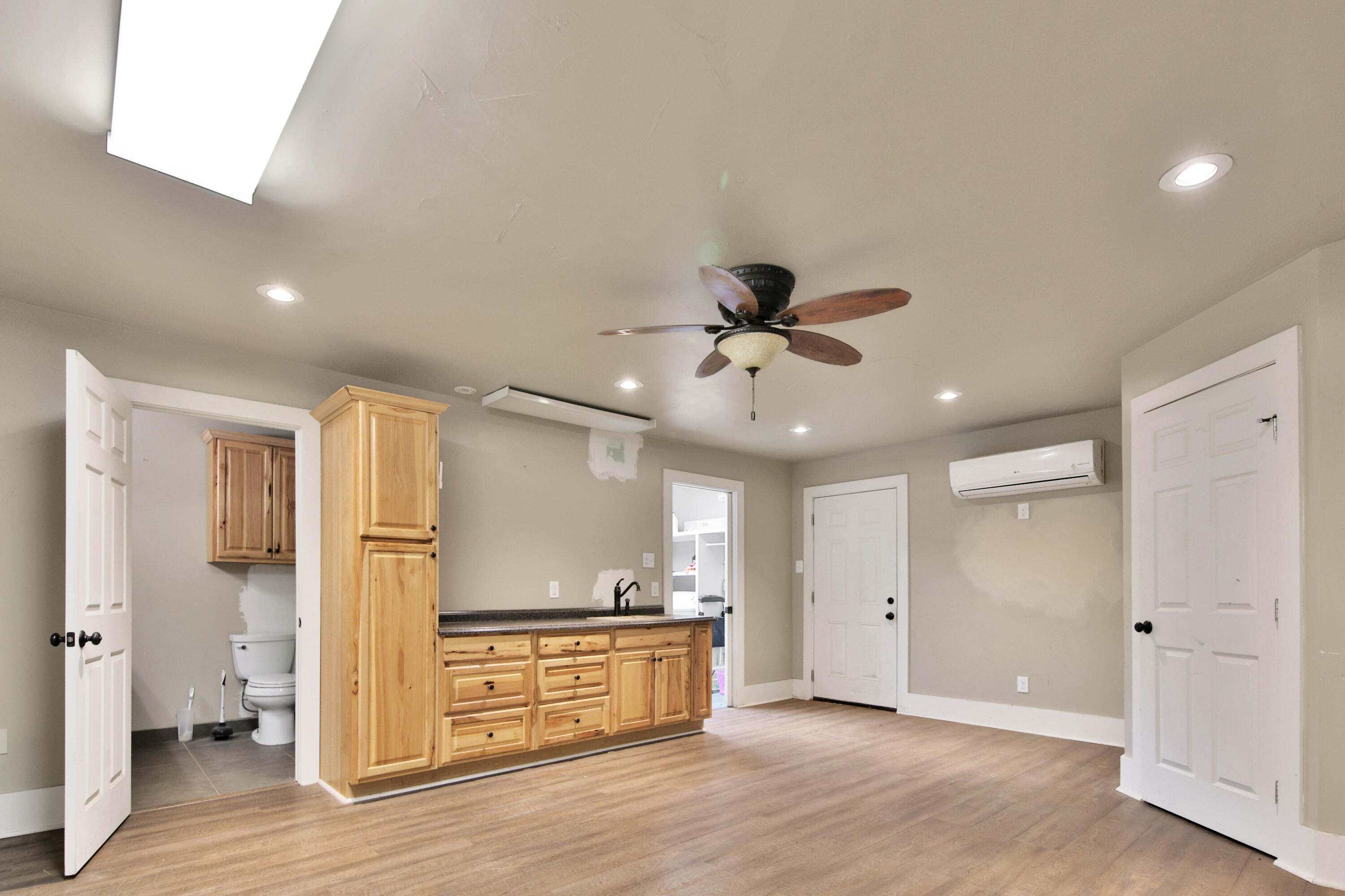 4401 28th Street Lubbock, TX 79410 - Photo 31 of 38 IMG_9889