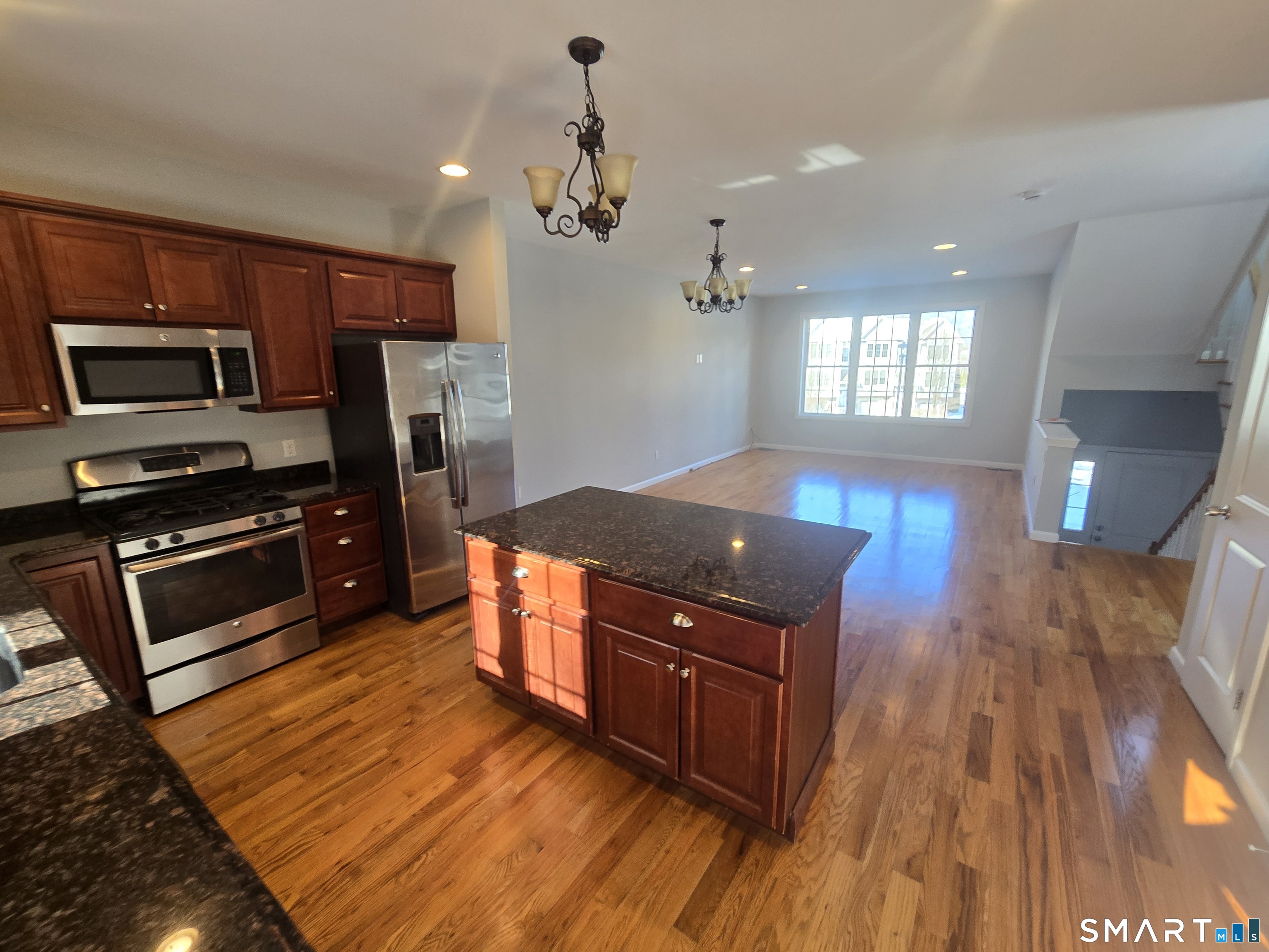 6 Oak Lane, Unit 6 Brookfield, CT 06804 - Photo 2 of 16