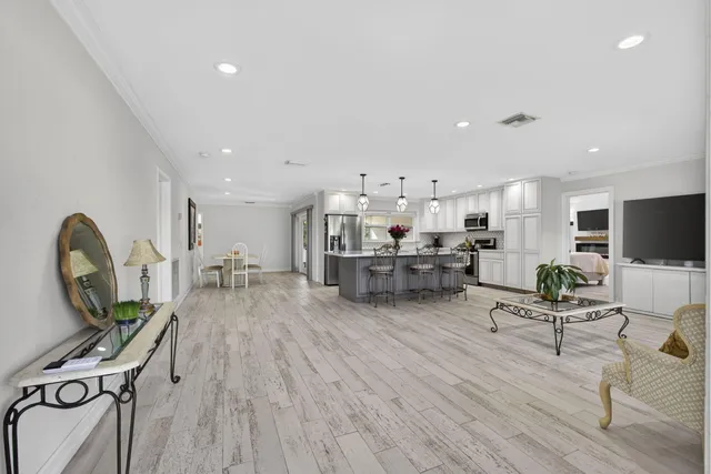 $1,525,000 | 16490 Rustic Road, Wellington, FL 33470