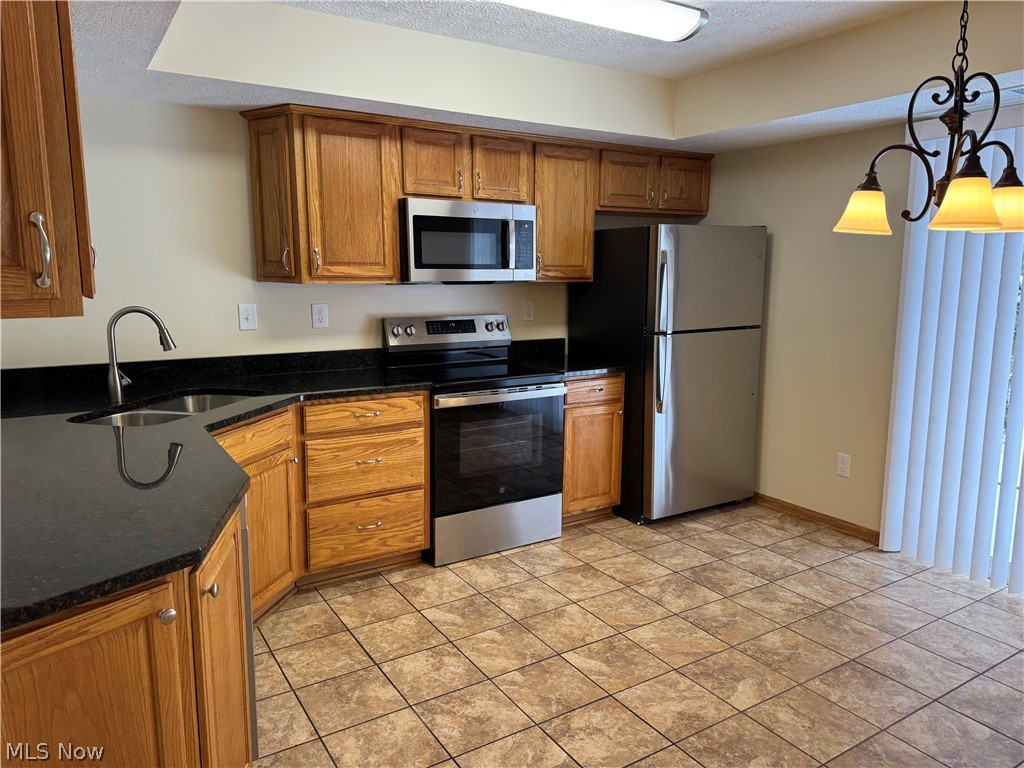 1390 Reimer Road, Unit B Wadsworth, OH 44281 - Photo 5 of 21
