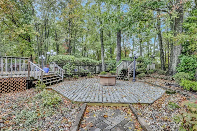$1,400,000 | 17 Emerald Drive, Morganville, NJ 07751