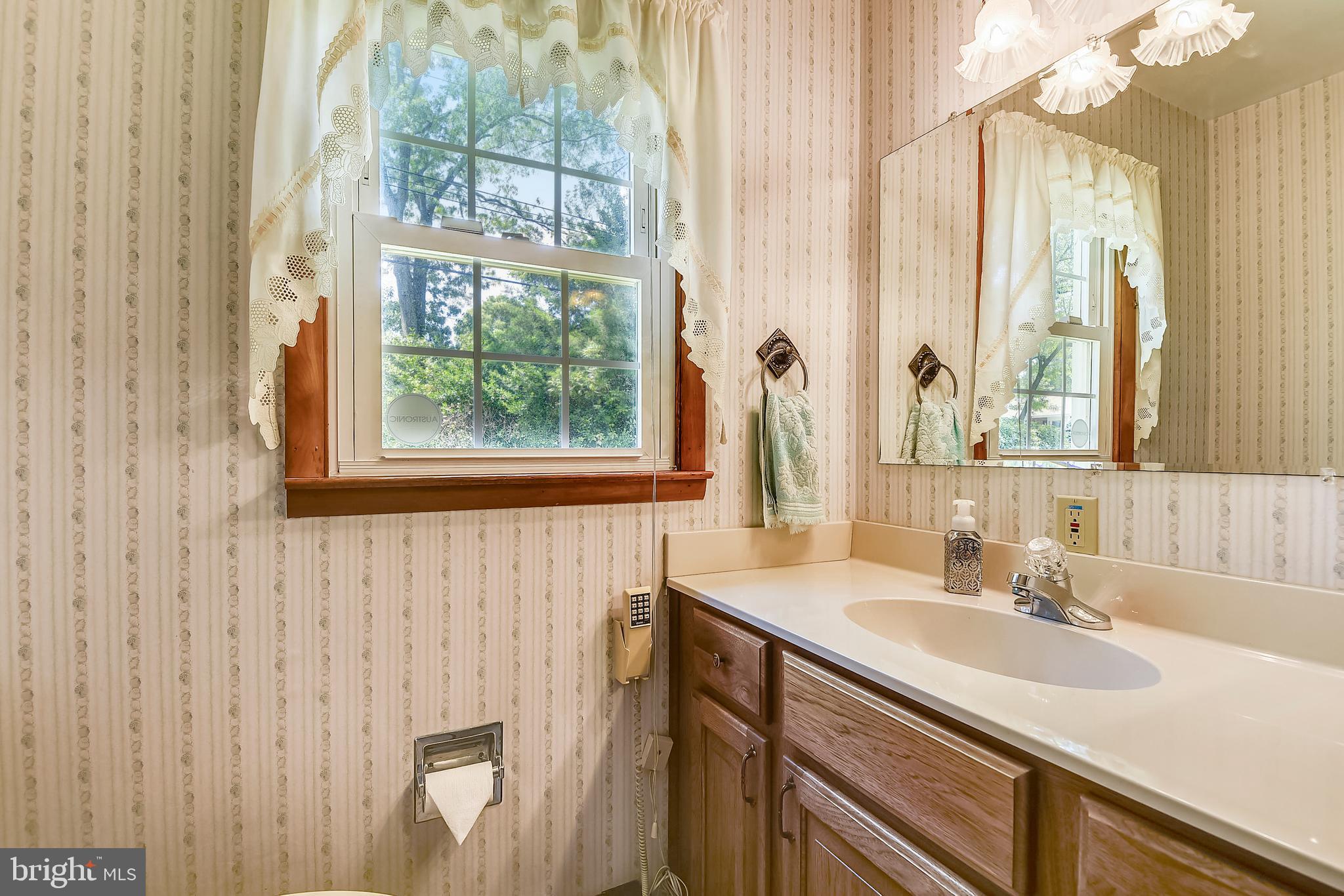 1486 Friendly Road Pasadena, MD 21122 - Photo 8 of 45 Half Bath on Main Level
