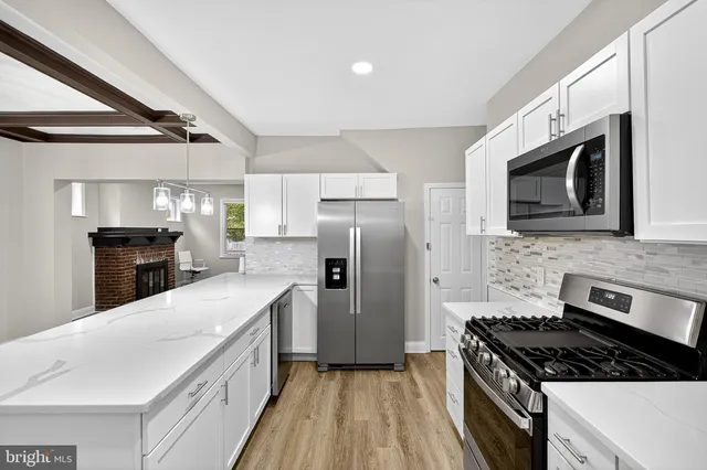 $2,200 | 2417 Washington Street, Wilmington, DE 19802