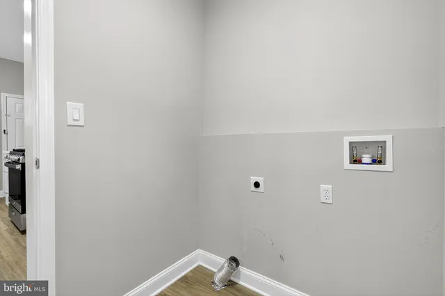 $2,200 | 2417 Washington Street, Wilmington, DE 19802