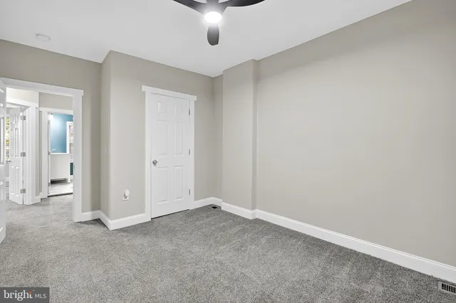 $2,200 | 2417 Washington Street, Wilmington, DE 19802