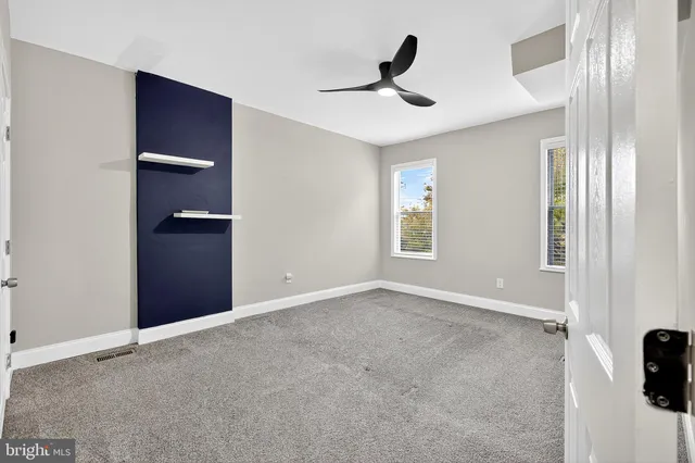 $2,200 | 2417 Washington Street, Wilmington, DE 19802